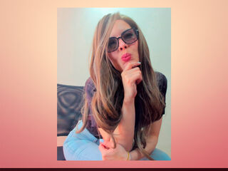 hot girl sex webcam CamiRoberts