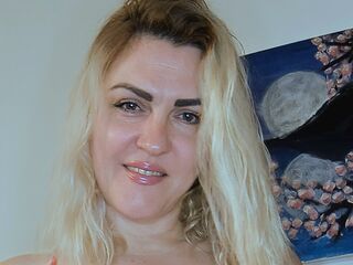 fingering camgirl CandanceSmith