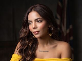 naked girl with webcam masturbating with vibrator CatalinaWhatson