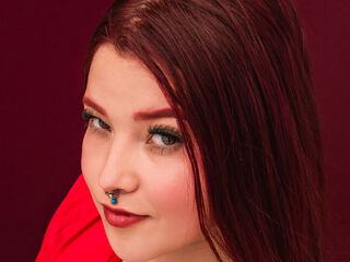 girl fingering bald pussy CelesteVertusk