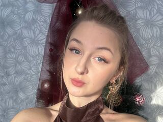 cam girl masturbating with sextoy CharoletteHeckle