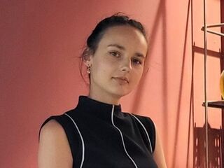 girl showing pussy CherlynAltice