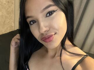 adult cam chat CherryValentine