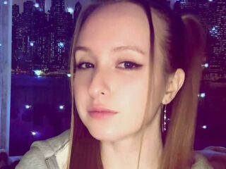 camwhore nude CortneyMoran