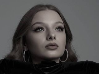 bedroom webcam CreolaScheidler