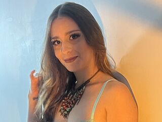 camwhore masturbating CrissyEvans