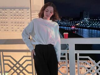 nude webcam girl photo CweneGallant