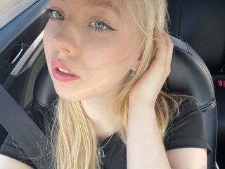 live striptease DaisyMonro