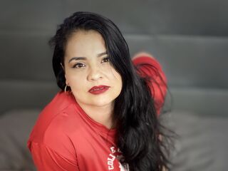 cam girl playing with dildo DanikaDaniels