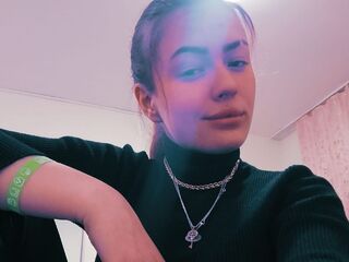 adult chat room EileenCruz
