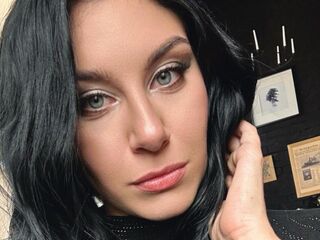 naked camgirl EllaAllenn