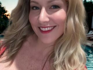 chat room sex EllaSophiaNoir