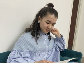 free webcam chat EllyJames