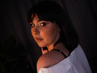sex show online ElodieTate