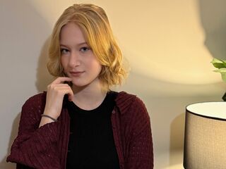 camgirl live ElzaMays