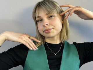 sex show EmelineBurrough