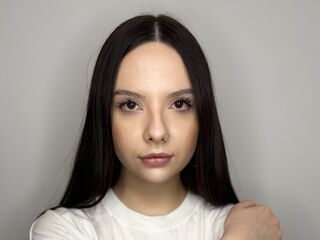 naked girl with live cam fingering EmikoTriana