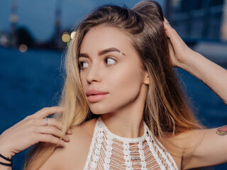 cam girl showing pussy EmilyBeverly