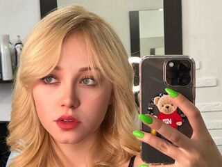 chat room sex webcam EmilyCarles