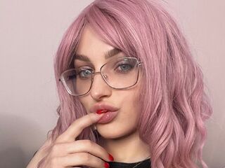 cam girl playing with dildo EmmaRamacey