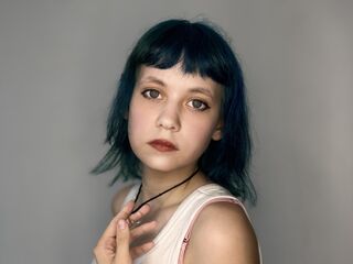 girl showing tits FlorenceBurge