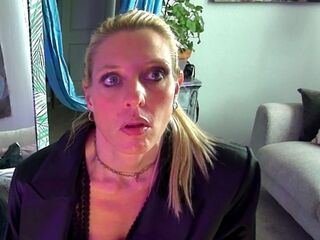 kinky webcam model GlammaZon