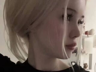 camwhore shaving pussy HeatherHeinitz