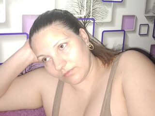 webcam babe chat room HelaHapy