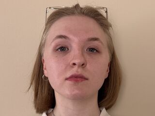 hot naked webcam girl HienRosse