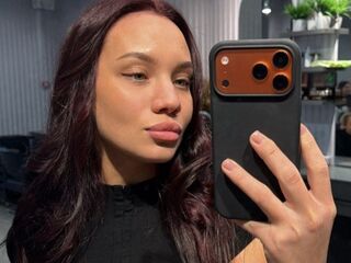 beautiful girlcam IleanaFarren