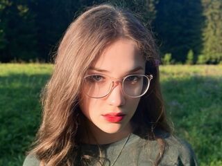 shower cam JaniseZeiger