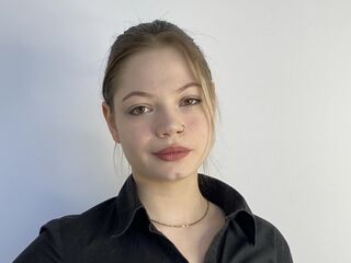 adult cam sex JanuaryBuswell