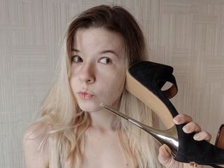 naughty camgirl masturbating with vibrator JessyDough