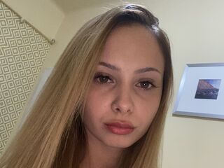 naked cam girl fingering pussy JessyPop