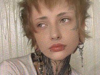 nude webcamgirl pic JulianeVerdier