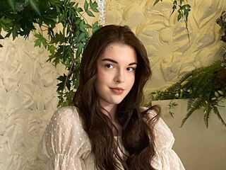 camgirl playing with sextoy KacyQuates