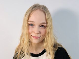 sexy camgirl KamiMellema