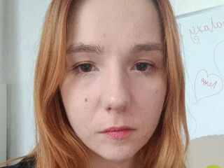 camwhore shaved pussy KarenWillsons