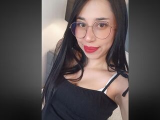 cam girl masturbating with dildo KarolyMoon