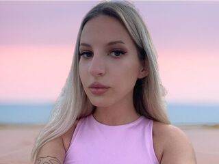 cybersex chatroom KiraLopes