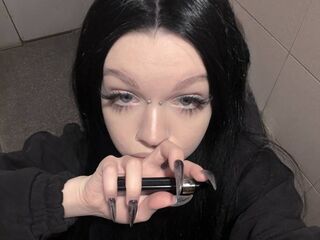 bedroom webcam KrisLiss