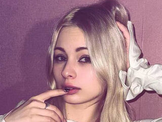 chat room live web cam KylieMcMiller