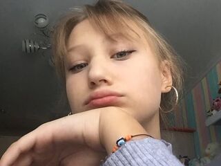 kinky webcam photo LakeeshaBrimmer