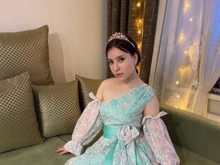 camgirl spreading pussy LanaMin