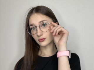 cam girl showing pussy LatriciaSuet