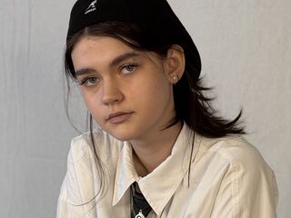 jasmin sexchat picture LeannMolineaux