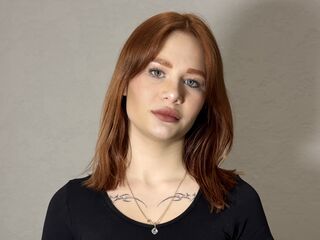 hot cam whore LeilaDensford