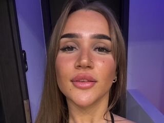 shaved pussy webcam LexiBell