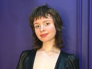 bedroom livecam LillyStark