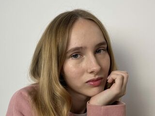 chat with cam LisetteMaupredi